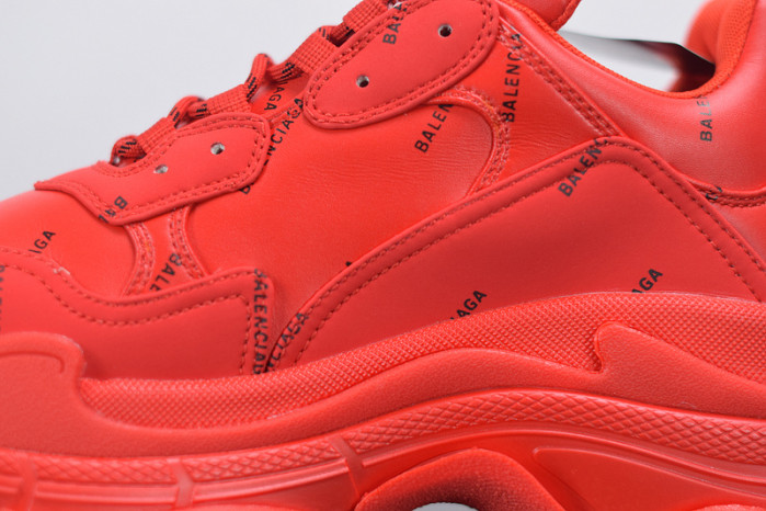 balcia triple s all over logo red 524039 w2fa1 7632