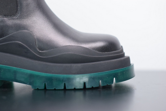 Bo*te*ga ve*ne*ta chelsea tire leather high boot