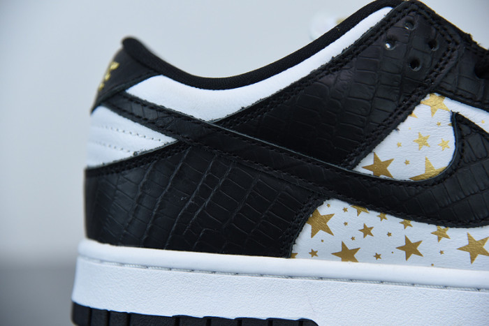 nike sb dunk low stars dh3228-102