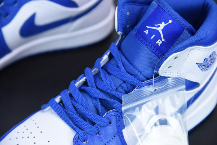 air jordan 1 mid “hyper royal” 554724-114