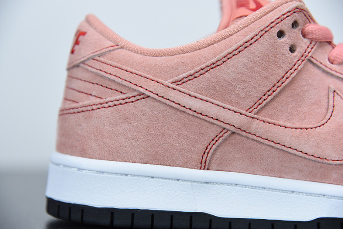 nike sb dunk low “pink pig” cv1655-600