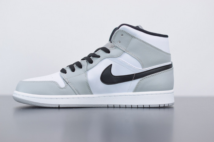 air jordan 1 mid light smoke grey 554724-092