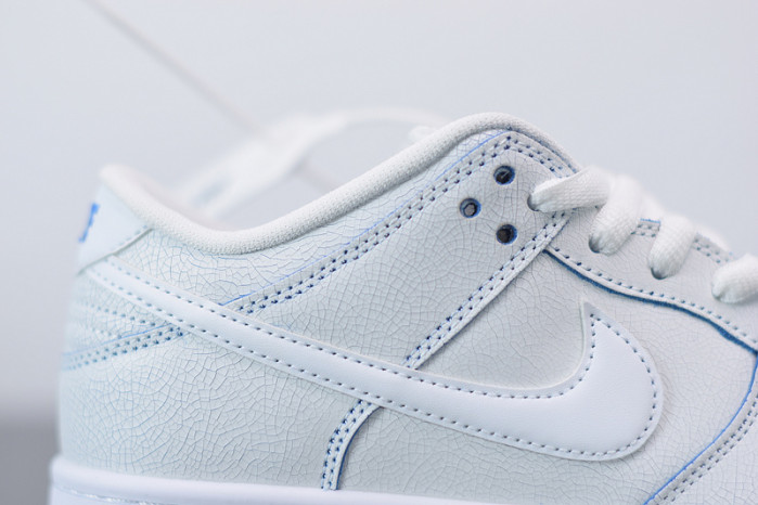 nike sb dunk low premium white game royal cj6884-100