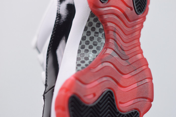 air jordan 11 retro low concord bred av2187-160