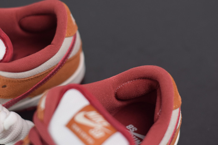 nike sb dunk low pro dark russet cedar bq6817-202