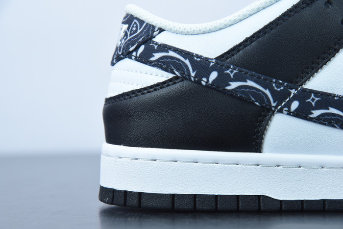 nike dunk low essential paisley pack black dh4401-100