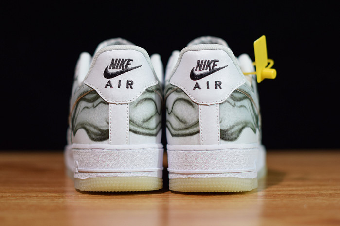 nike air force 1 low skeleton halloween bq7541-100
