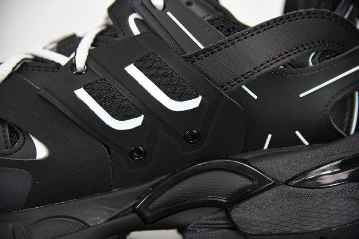 balcia track led Ba*len*cia*ga