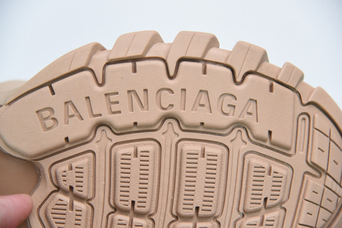 balcia track sneaker