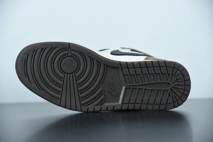 travis scott x air jordan 1 cd4487-101