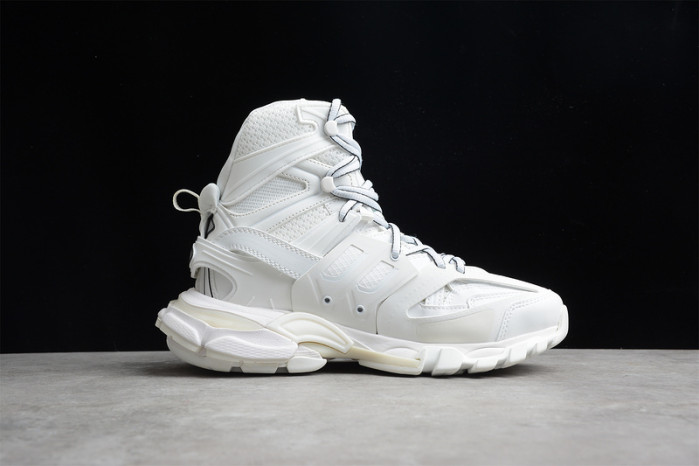 balcia track sneaker