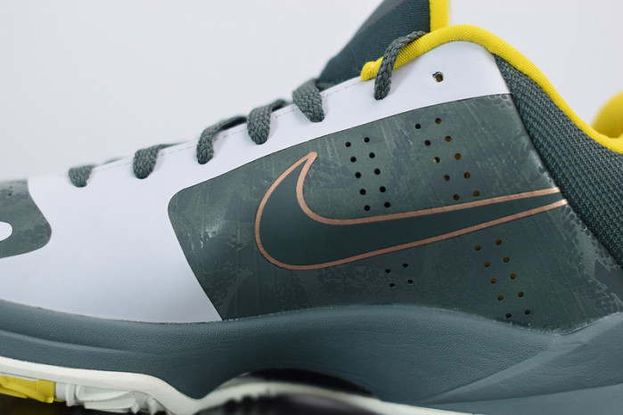 nike kobe 5 protro eybl cd4991-300