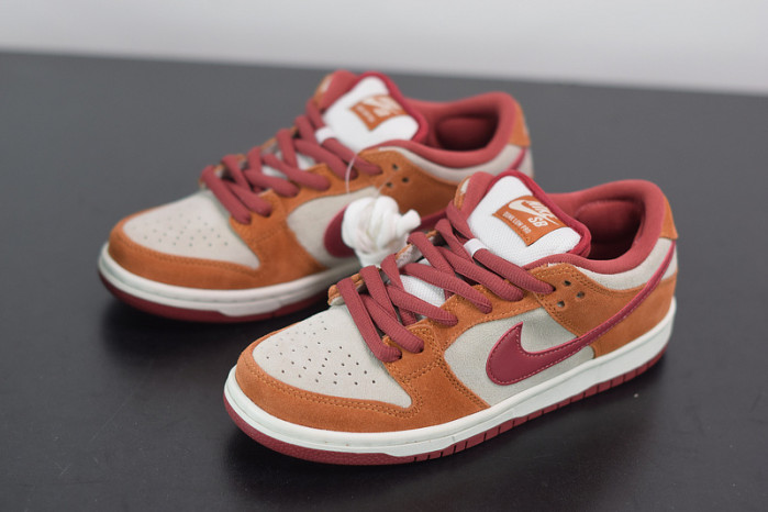 nike sb dunk low pro dark russet cedar bq6817-202