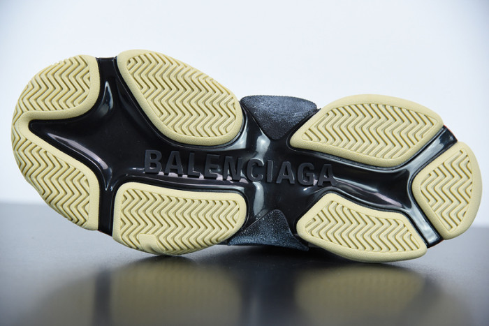 balcia triple s diy black red white 533882 w09o1 1000