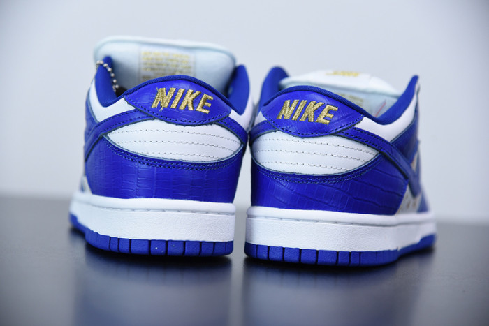 nike sb dunk low blue stars dh3228-100