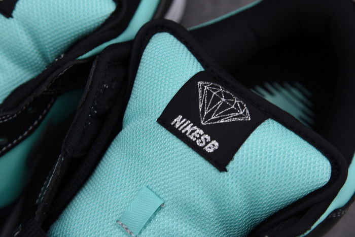 nike dunk low pro qs 304292-402