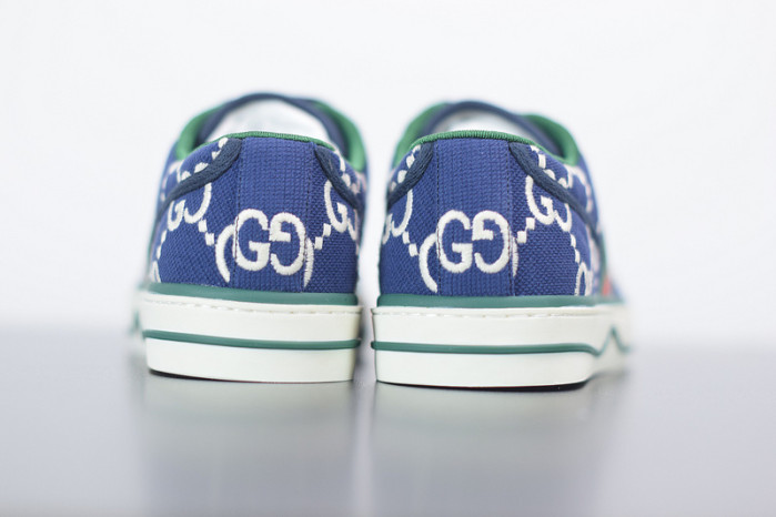 gci low top sneaker g020