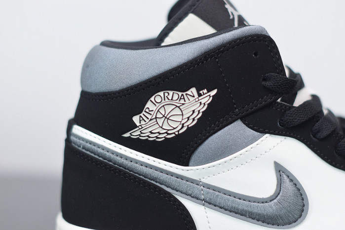 air jordan 1 mid satin grey toe 852542-011