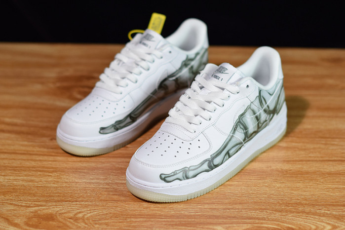 nike air force 1 low skeleton halloween bq7541-100