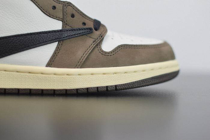 air jordan 1 retro high travis scott cd4487-100