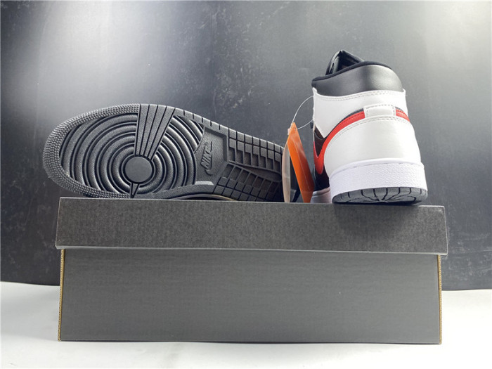 air jordan 1 mid “white shadow” 554724-073