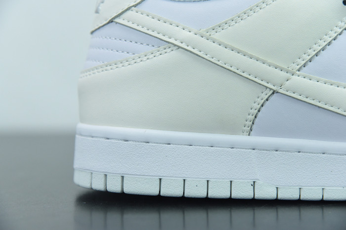 nike dunk low move to zero sail dd1873-101