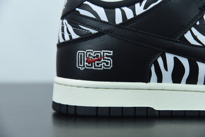 quartersnacks x nike sb dunk low dm3510-001