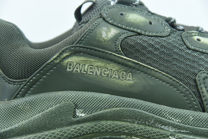 balcia triple s sneaker faded green