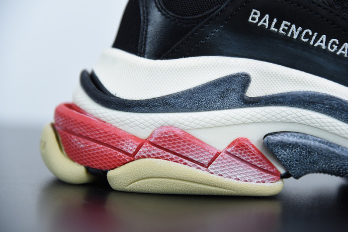 balcia triple s diy black red white 533882 w09o1 1000