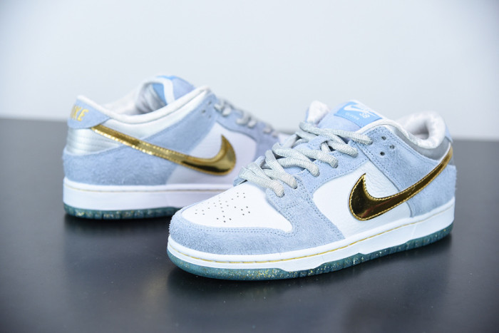 sean cliver x nike sb dunk low dc9936-100