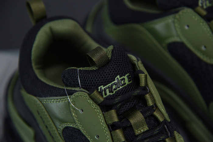 balcia triple s sneaker