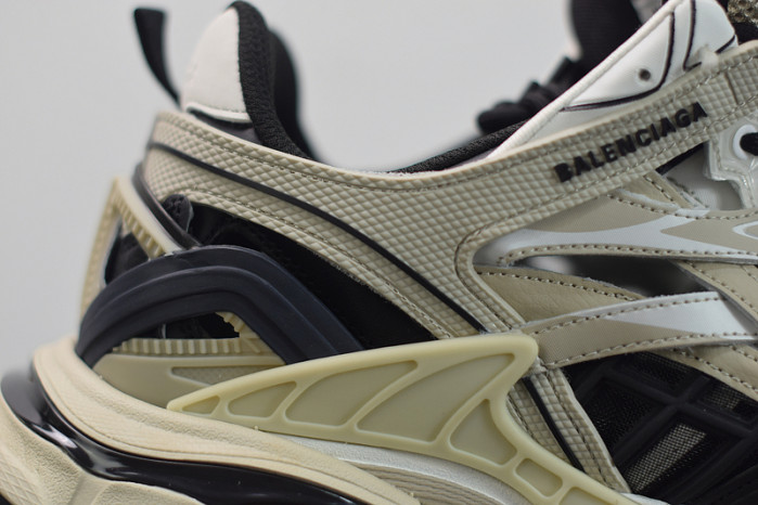 balcia track. 570391 w2gn9 2009