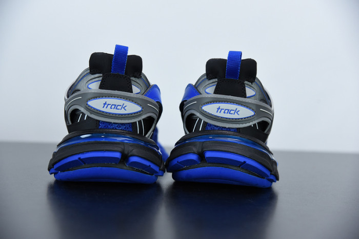 balcia track sneaker