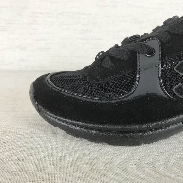 chnl sneaker