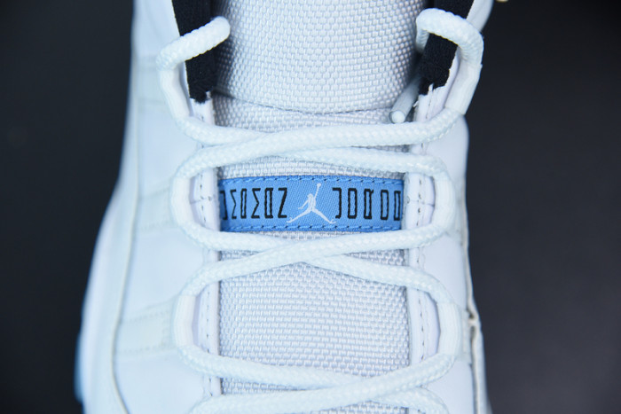 air jordan 11 low “legend blue” av2187-117