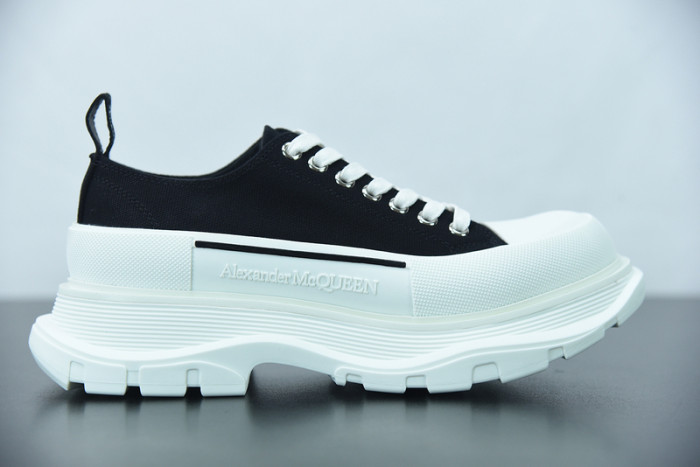 Alexander McQueen Sneakers