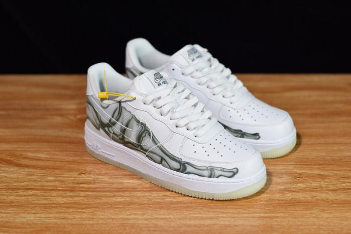 nike air force 1 low skeleton halloween bq7541-100