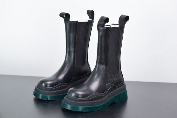 Bo*te*ga ve*ne*ta chelsea tire leather high boot