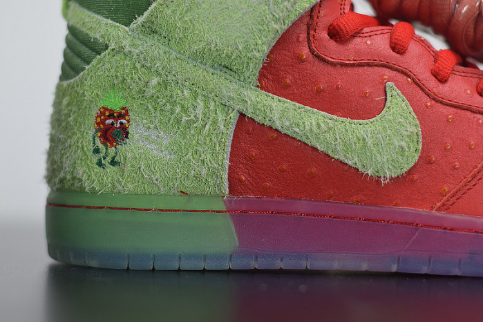 nike sb dunk high“strawberry cough” cw7093-600