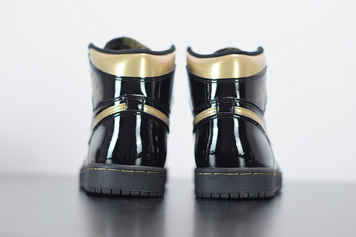 air jordan 1 retro high black metallic gold 555088-032