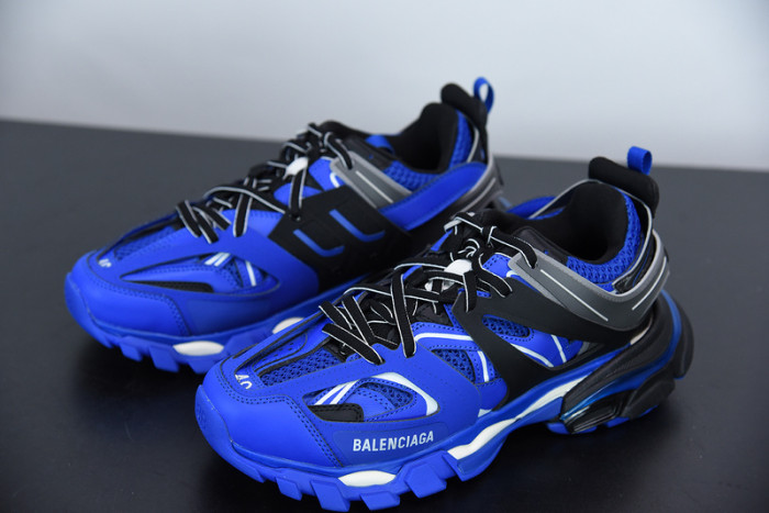 balcia track sneaker