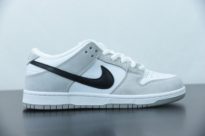 nike dunk sb low pro chlorophyll bq6817-011