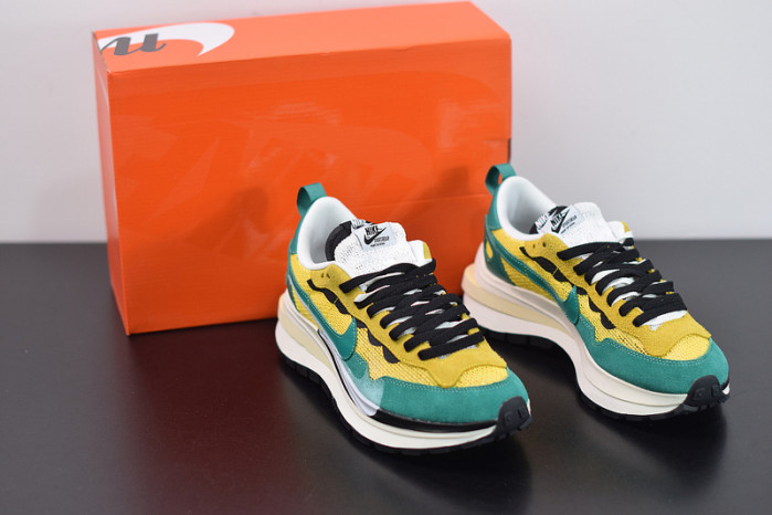 nike sacai pegasus vaporfly sp bv0073-103