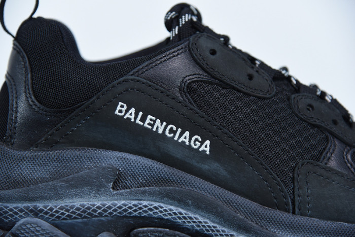 balcia triple s 534217 w09o1 1000