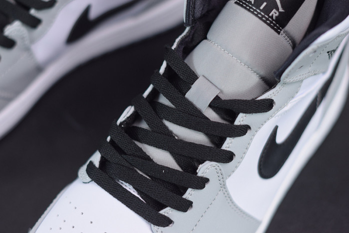 air jordan 1 mid light smoke grey 554724-092