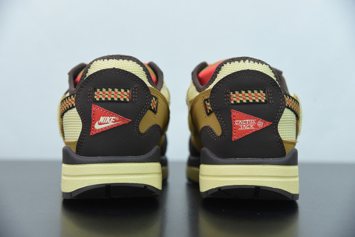 travis scott x nike air max 1 do9392-200