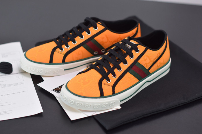 gci low top sneaker g016