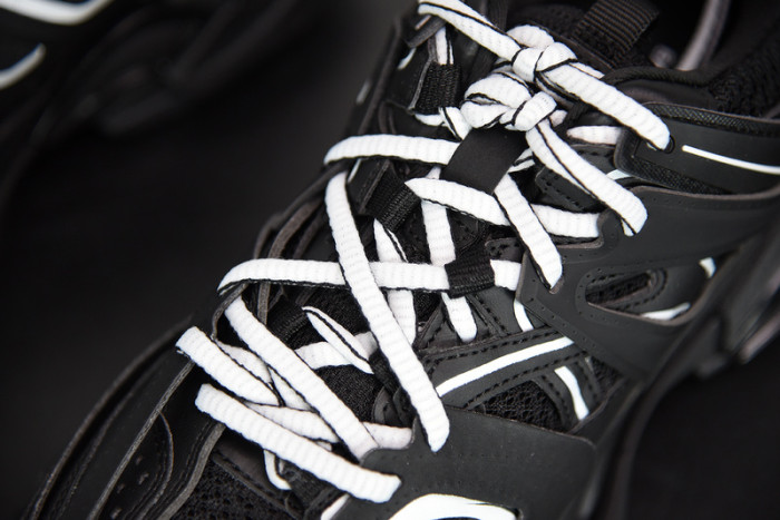 balcia track led Ba*len*cia*ga