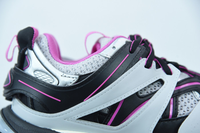 balcia track sneaker