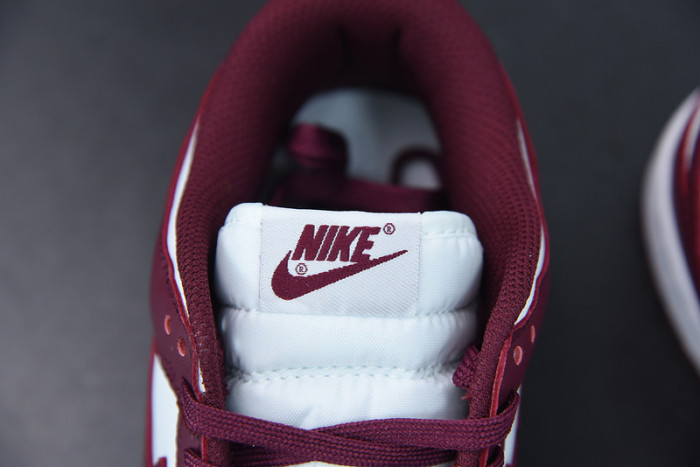 nike dunk low bordeaux dd1503-108
